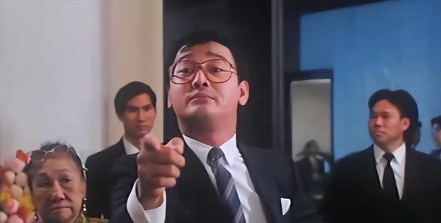 盘点香港四大淫魔之一“曹查理”三级影片,人称变态之王(10)