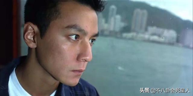 顶级男神也会变丑！秃顶、大肚腩、胡子邋遢，让人不敢认