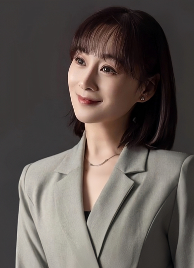 雪豹15年后,五位女演员不红各有苦衷,白月光“萧雅”近照美