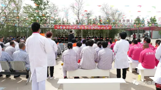 【关注】奈曼：助残日 爱心涌