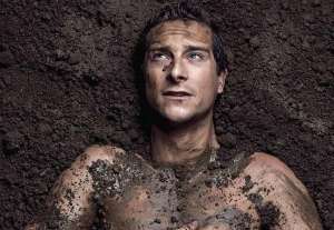 荒岛生存电影(需要正能量？看完这10部“荒岛求生”电影，你会更用力地拥抱人生)