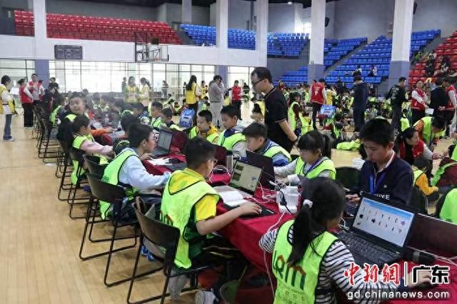 2024IRM机器人编程科创活动在江门举行