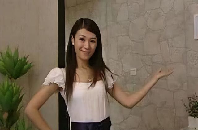 “凌妈妈”左左,一位温柔到骨子里的幸福女人
