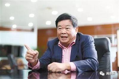 在教育这件事上,曹德旺与马云,谁更牛?