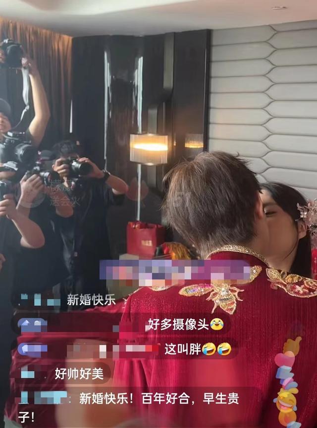 网红情侣志扬越心结婚!婚礼温馨精致排场大,相恋6年颜值很般配