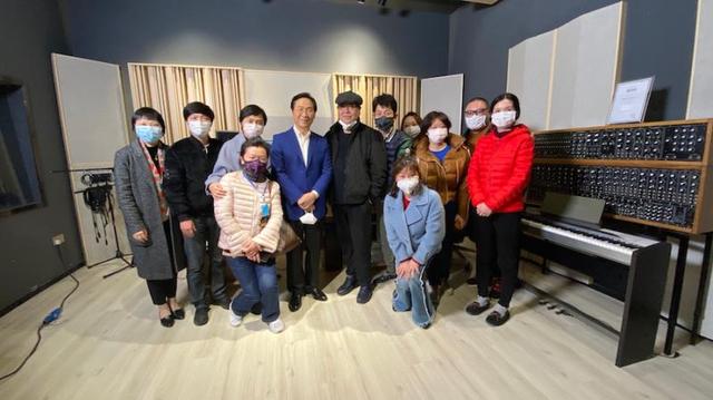 武汉一线上海医生为抗疫创作歌曲《勇气》,廖昌永欣然受邀演唱