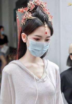 师昧(《皓衣行》师昧造型一套比一套美，感情戏份复杂，陈瑶人设崩塌)