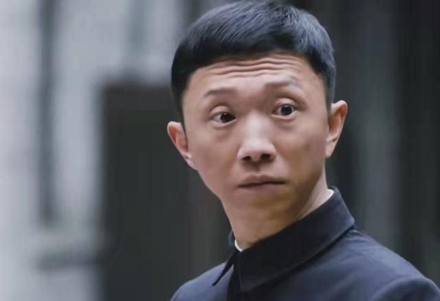2023年度好剧《潜行者》,漏洞挖不停,个个都致命