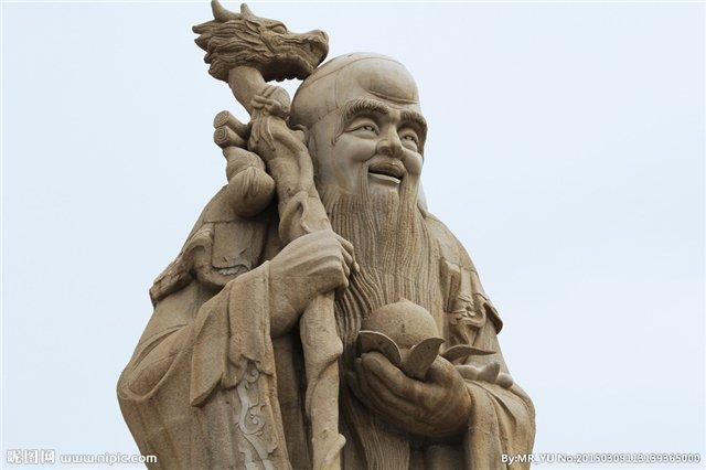 不会吧？杨紫因为整容过度额头的填充物都凸出来了吗？