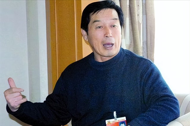 虐待殴打、逼迫队员服禁药、集体割阑尾,冠军教练马俊仁有多离谱
