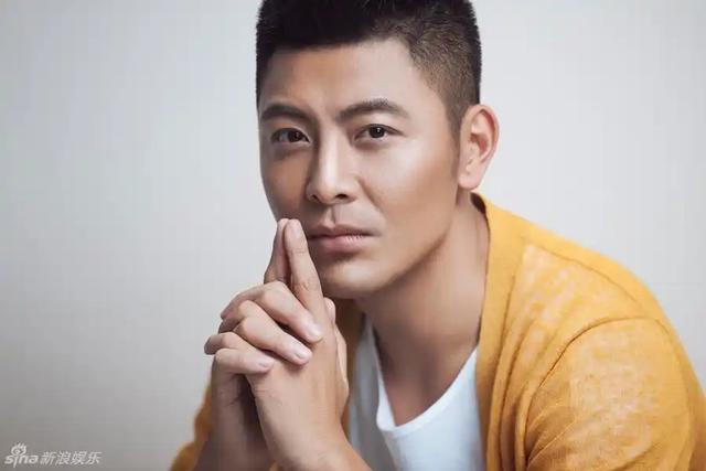 吴其江他长得帅演技好,能叫上他名字的人并不多,网友:早就该火了