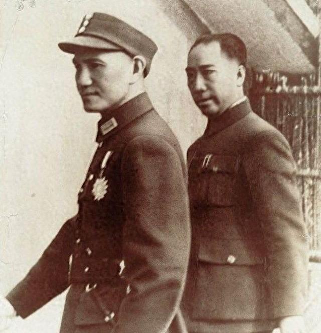 戴笠审讯女间谍:砸脚踝,九宝莲灯,生孩子,一个比一个残忍