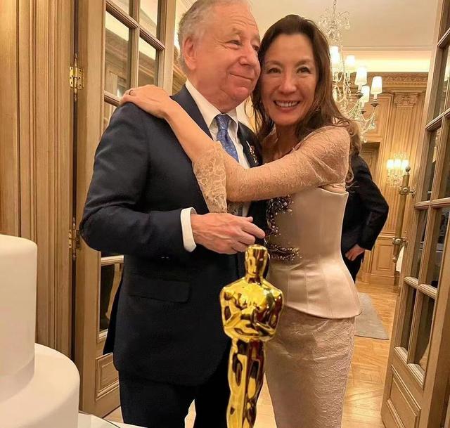 杨紫琼和77岁富豪正式结婚!结束19年爱情长跑,婚礼现场名流如云