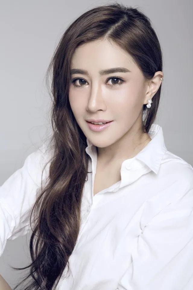 跨界女神张暖雅:荧幕背后的故事,竟如此激励人心?