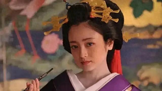 日本大尺度“三级片”【花宵道中】女主的颜值身材谁不迷糊!
