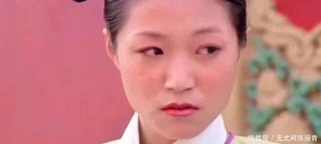 还记得《甄嬛传》中扇了甄嬛耳光的丫头翠果吗?她的结局非同寻常