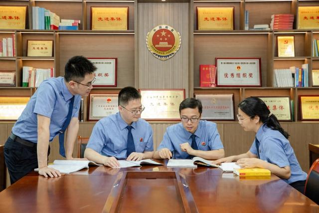 谁是“阿俊”?从一个“花名”揪出关键漏犯