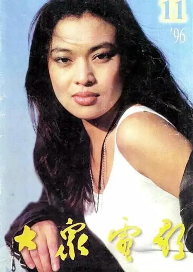 湖北演员史可,二婚远嫁大9岁瑞士亿万富翁,年轻时艳压巩俐!
