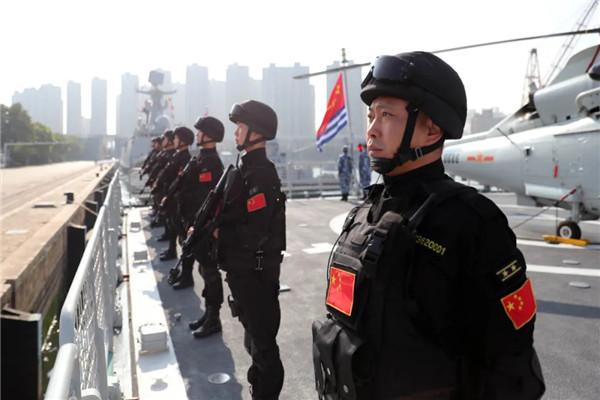 大海就是练兵场,也是我海军陆战队的战场