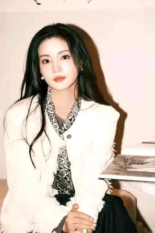 张雅钦终于火了,为何她饰演的丰腴美县主,这么招人喜欢?