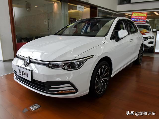 12.98万起,精致两厢小车,配置高,实拍高尔夫