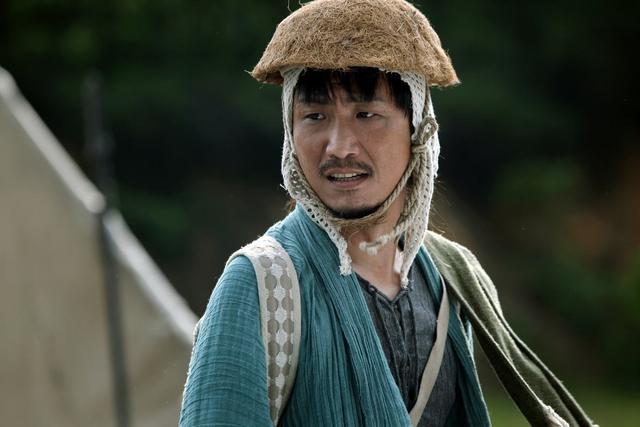 自大的郑中基:轻松俘获阿Sa以为手段高超,任性妄为终自毁名声