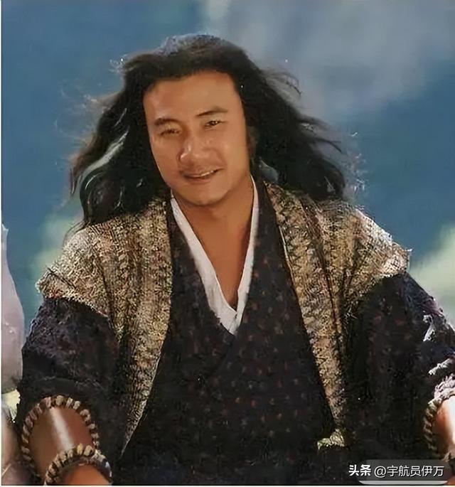 兜来转去,原来胡军的父母是他们夫妻俩!难怪能红遍大江南北