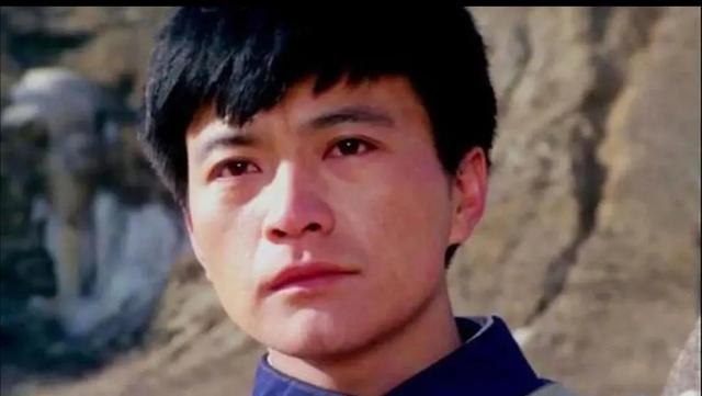 周里京、吴玉芳主演的电影《人生》,陈晓、李沁能超越吗?