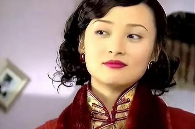 《半生缘》原著:囚禁妹妹,借腹生子,落魄舞女的阴暗细思极恐