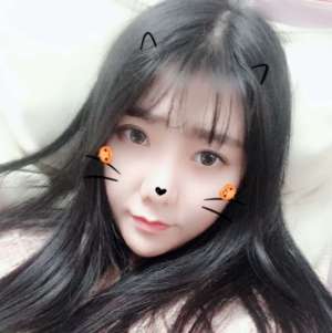 吉昕薇(绝地求生女主播真名，小团团的好记，沫子有诗意，呆妹的姓很少见)