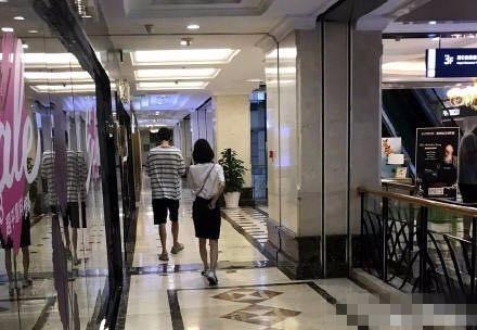 素颜女神王丽坤与林更新分手!省省吧,他们什么时候公开在一起过?