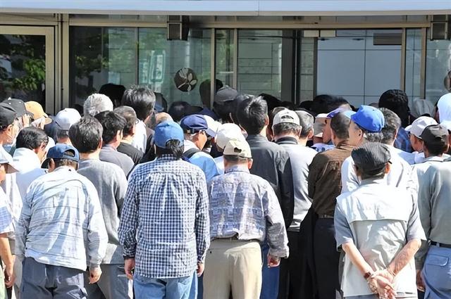 日本现80岁高龄妓女,大量老人涌入色情业,这种现象值得中国警示