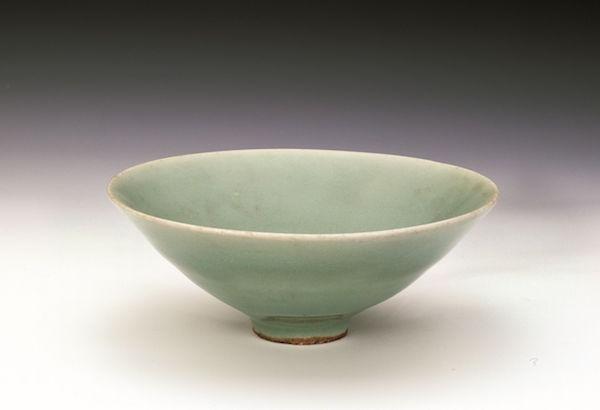 “天下龙泉”从故宫移师浙博,“马蝗绊”等全球青瓷精品集结