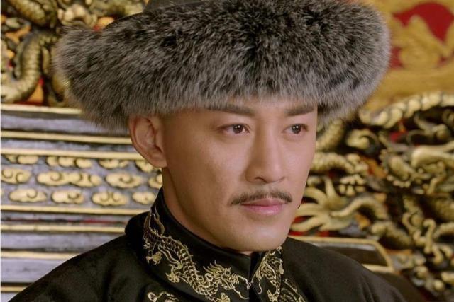 元春的原型是努尔哈赤大妃?还是乾隆皇后富察氏?秦可卿给出线索