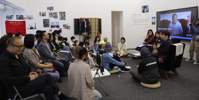 大学生写家史︱“噢,孩子们——千禧一代家庭史”展览开幕