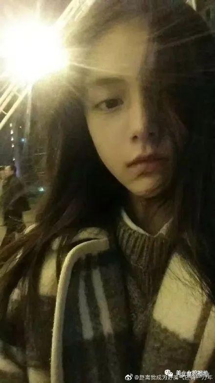 雪梨半夜在家偷笑是为何?