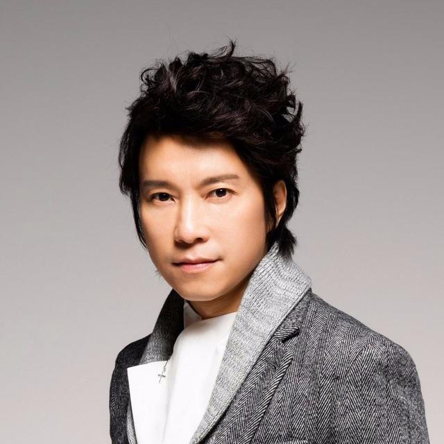 从“一线男神”到“销声匿迹”,47岁的钟汉良,怎么突然不红了?
