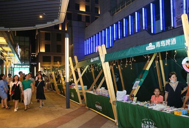 佳酿畅饮,夏夜狂欢,上海松江青岛啤酒节激情开幕……