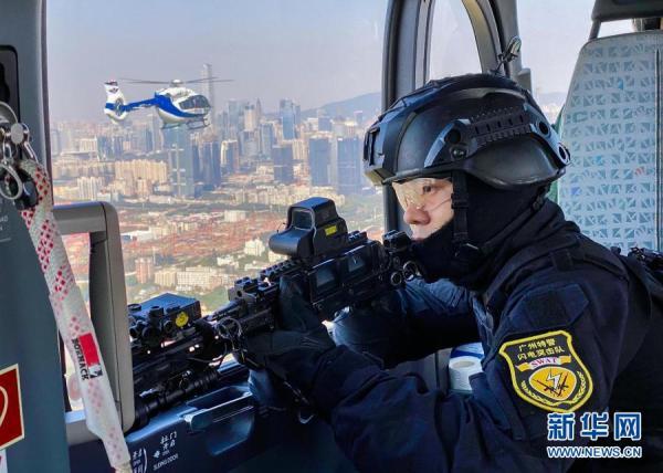 南粤警察一日:神兵天降 蛟龙出海