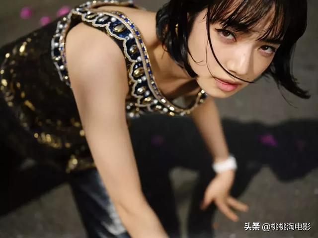 组图:小松菜奈倔强的样子,很迷人啊