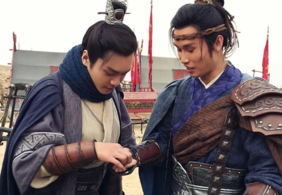《霍去病传奇》来袭!张若昀、毛晓彤领衔,大汉武将的天花板