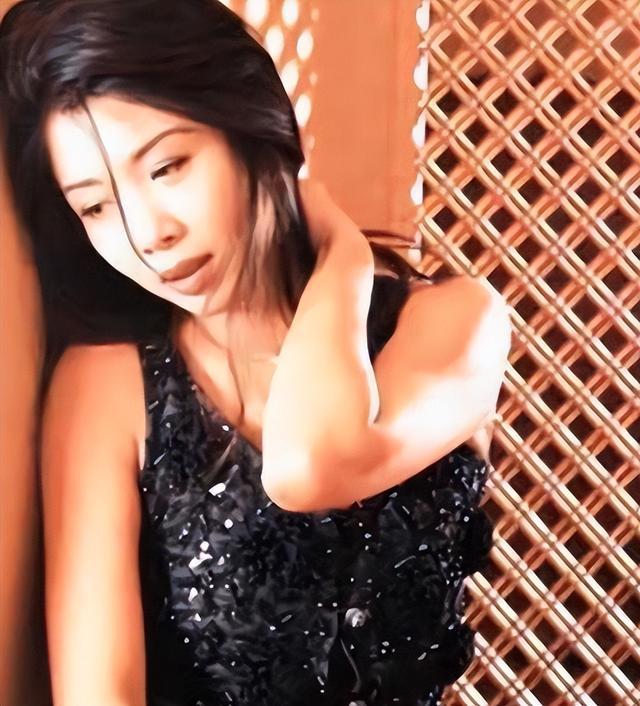 “暗夜玫瑰”李华月,三年连拍11部三级片,现状如何?