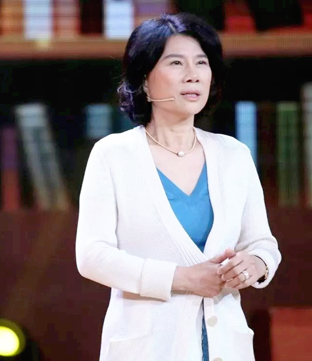 “铁娘子”董明珠:丈夫早逝至今单身,她也有普通妈妈的烦恼