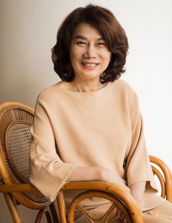 “铁娘子”董明珠:丈夫早逝至今单身,她也有普通妈妈的烦恼