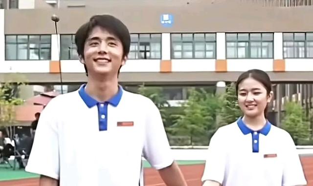 李兰迪张新成他们是沉默了七年的真情侣,是内娱纯爱战神的具象化