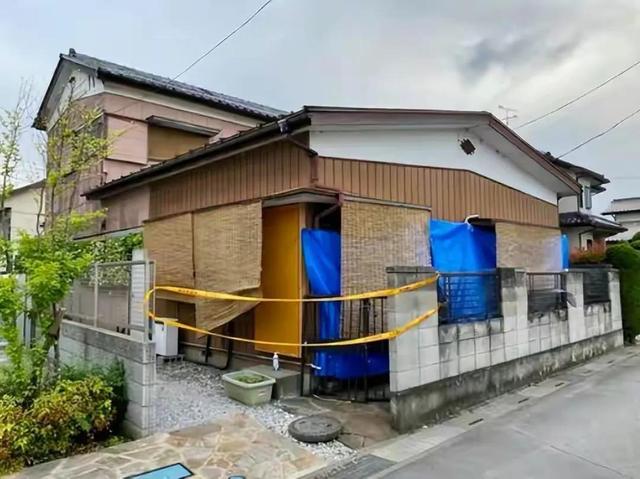 日本男孩被亲妈藏尸榻榻米,警方:那是恶魔之家,失踪好多人