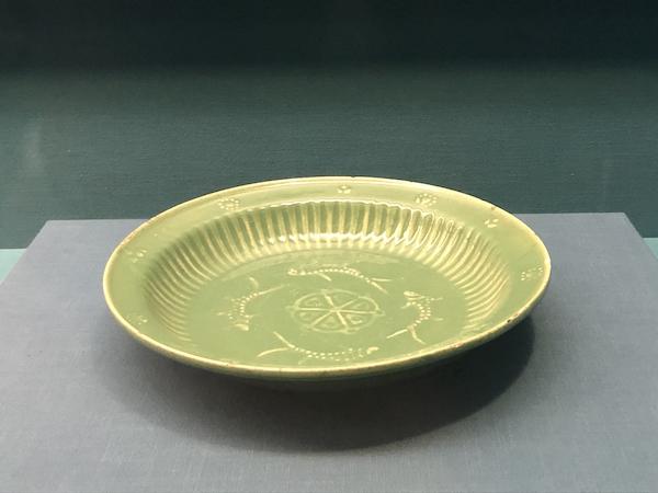 “天下龙泉”从故宫移师浙博,“马蝗绊”等全球青瓷精品集结