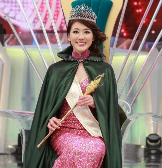 邓佩仪自曝追梦辛酸史：没钱交租穷到啃老，演7年戏至今没当女一