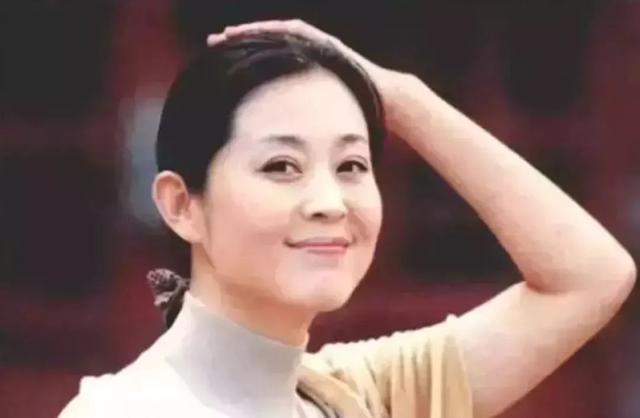 “央视一姐”倪萍的波折人生,让我看到了一个生命的真相