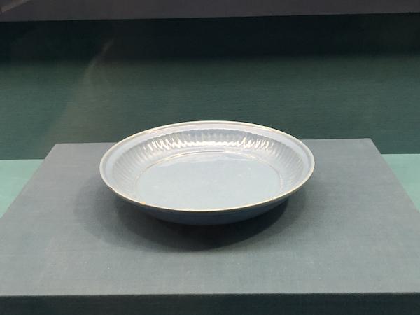“天下龙泉”从故宫移师浙博,“马蝗绊”等全球青瓷精品集结